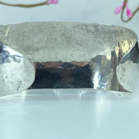 Retired James Avery hand polished hammered wide cuff bangle 7" 29.7g JR281 - Picture 3 of 5